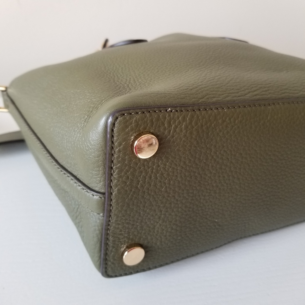Michael Kors Brooklyn Small Grab Bag Crossbody Pebbled Leather Olive Green - Picture 7 of 13